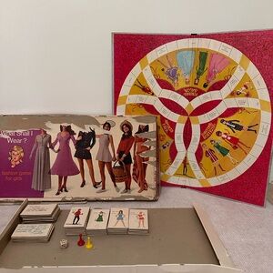 “What Shall I Wear” - Vintage Fashion Board Game for Girls